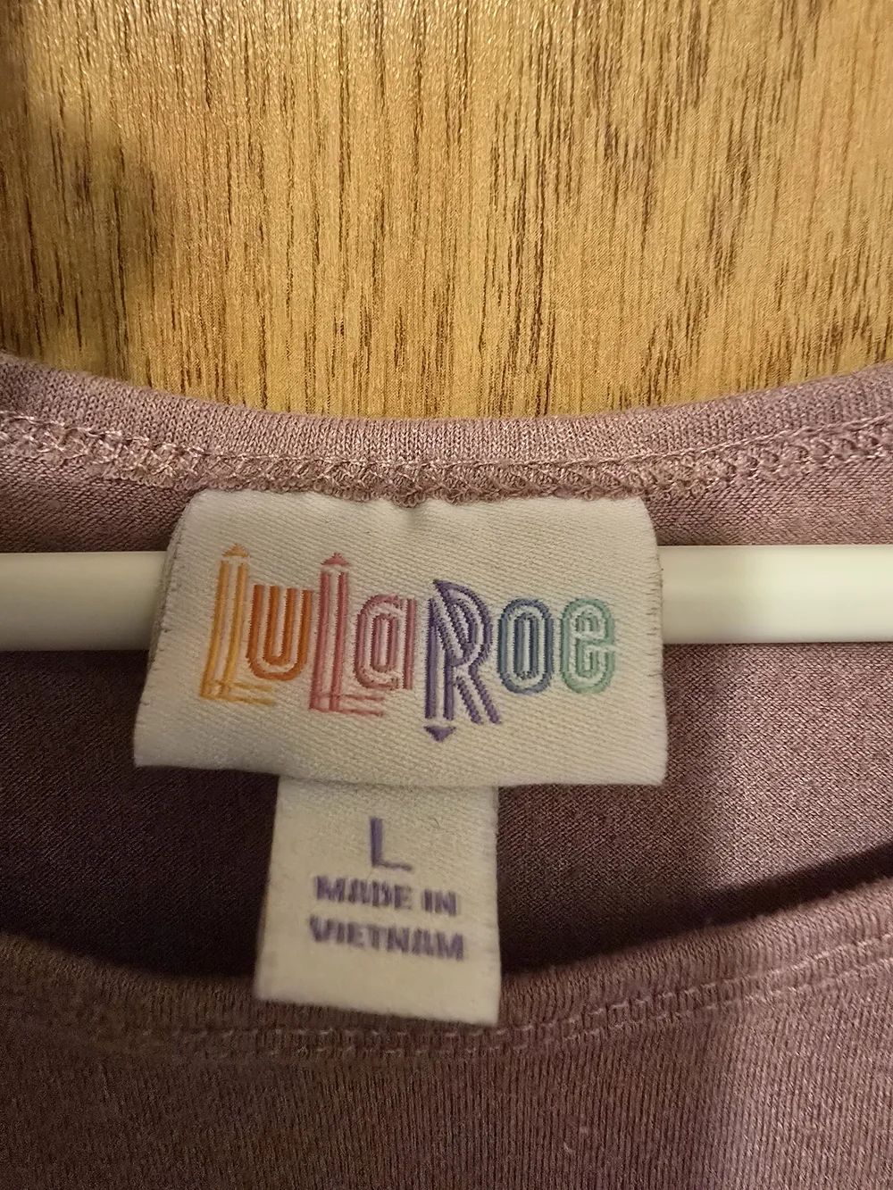 LuLaRoe Short Sleeve Tunic in Dusty Mauve - Picture 2 of 4